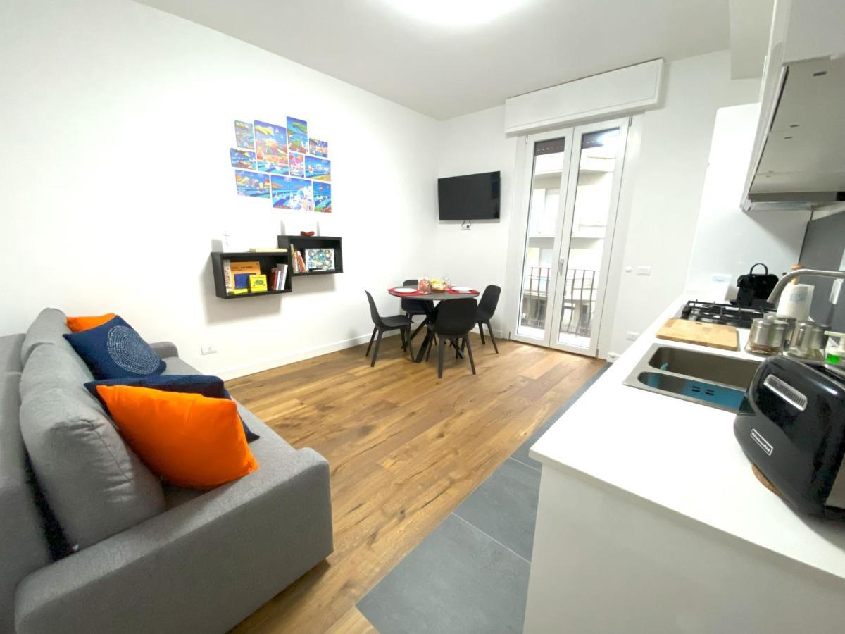 Charming Newly Renovated Apartment 佛罗伦萨 外观 照片